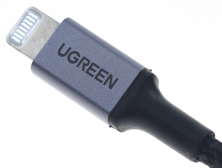 UGREEN綠聯 A to Lightning防彈纖維鎧甲版充電傳輸線簡測