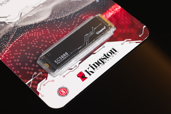 點我看大圖 💎Kingston KC3000 SSD|遊戲碟升級新選擇
