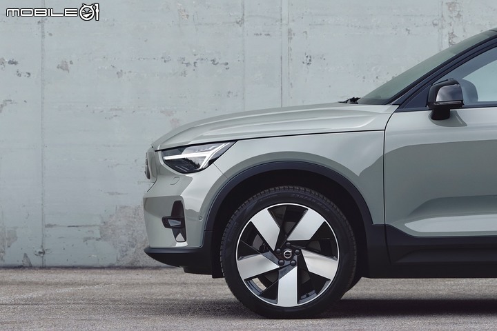 【海外新訊】Volvo C40 Recharge新增入門前驅版本,同時揭示XC40車系小改款更新!