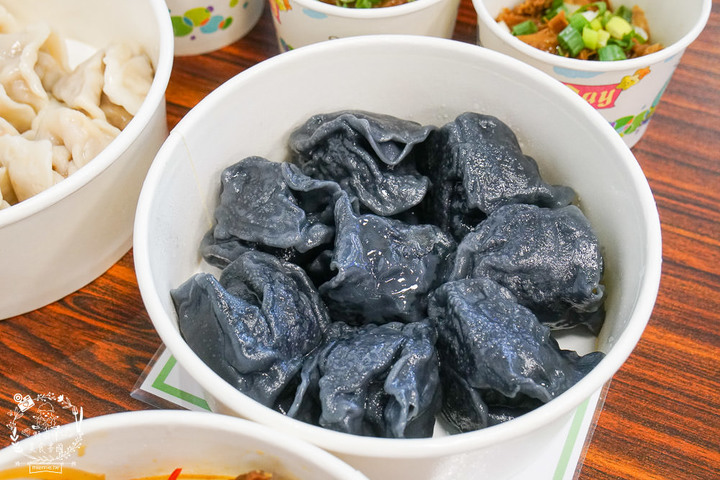 高雄真男饌品疆食堂!聘請新疆廚師製作道地皮帶麵!飽滿水餃一顆抵兩顆? 轉載 - 野田咩美食書國