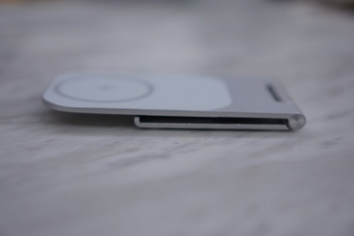 iBRIDGE 15W無線充電器｜三合一充電超省事Magsafe金屬支架橫豎都好用