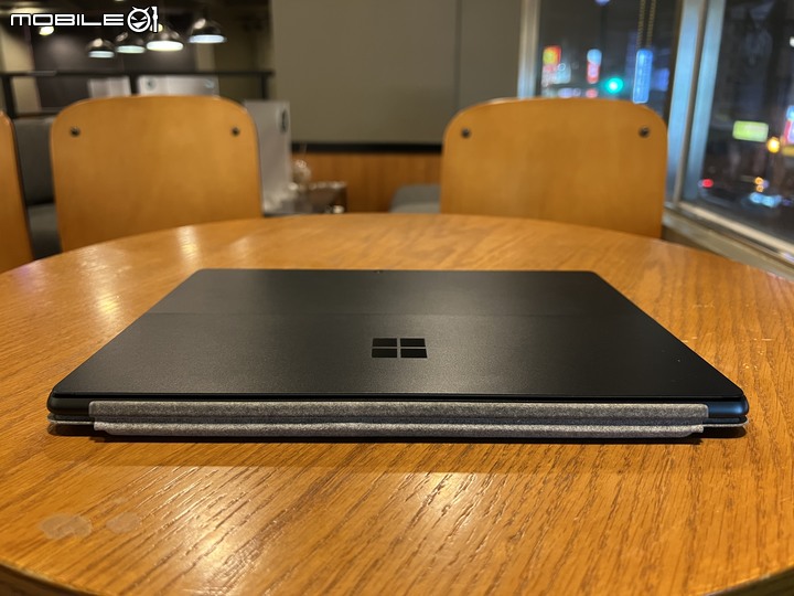【簡易開箱】Microsoft Surface Pro 8