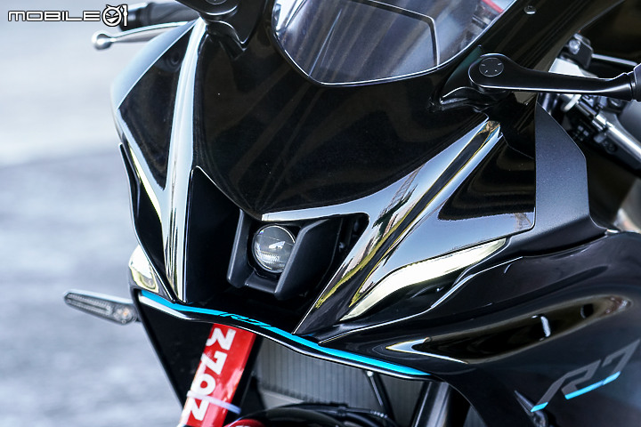 YAMAHA YZF-R7 試駕｜正統賽道騎乘設定 雙缸也能有樂趣
