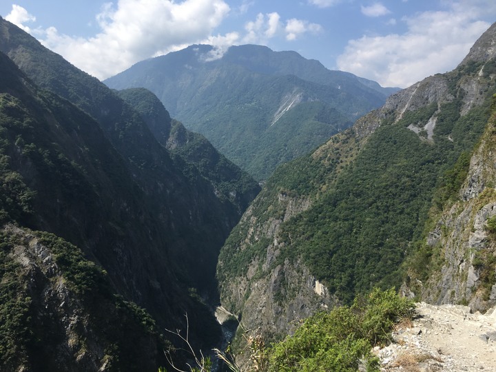 太魯閣健行步道之旅上集 (白楊、錐麓、山月)