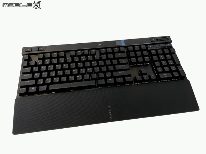 經典再現 CORSAIR K70 RGB PRO機械式鍵盤