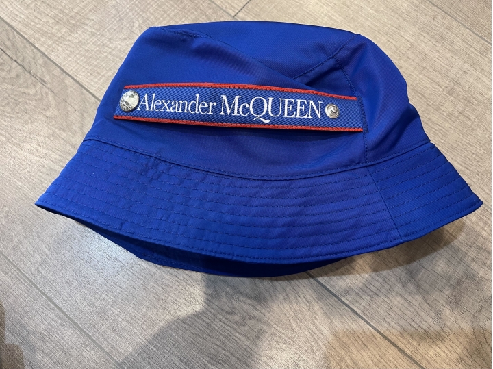 「開箱」Alexander McQueen 漁夫帽 & Off-White 口罩帶
