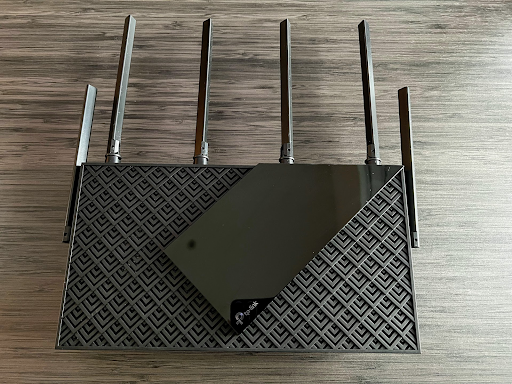 [開箱]社區大樓換裝超高性價比 TP-Link Archer AX72 WiFi 6 路由器