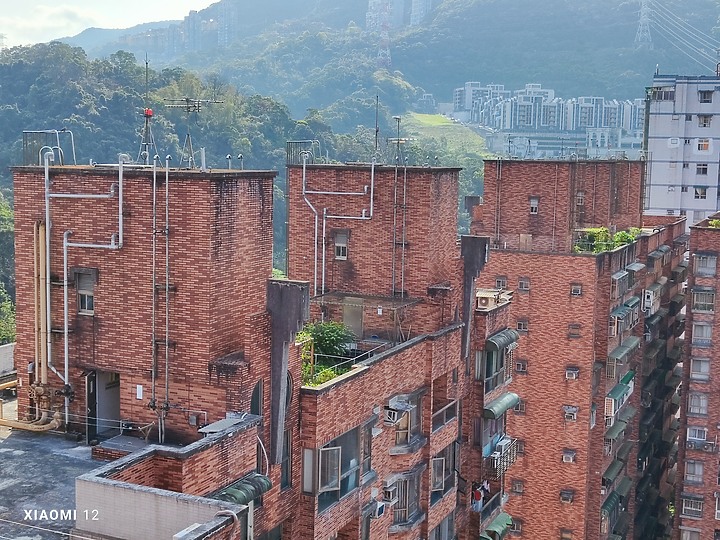 小米12 Pro上手：重點測試萬物追焦、溫度散熱、夜間拍照