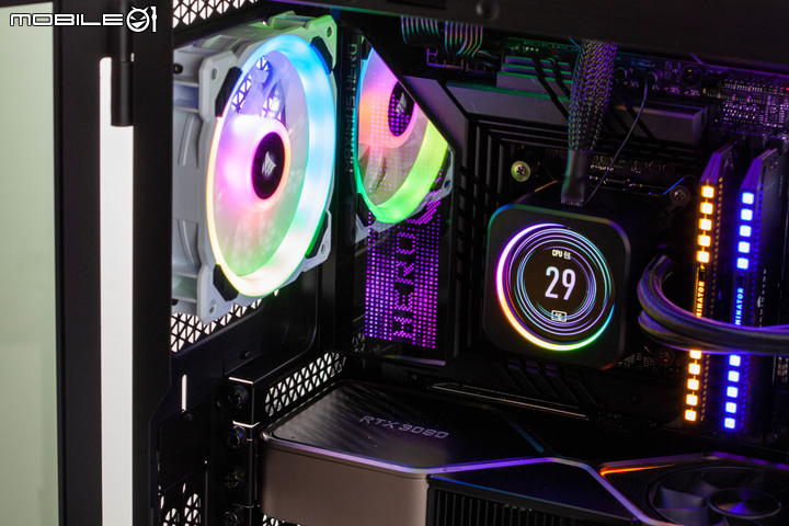 CORSAIR iCUE 5000T RGB 機殼開箱實裝 以滿滿燈效設計打造個人絢爛風格
