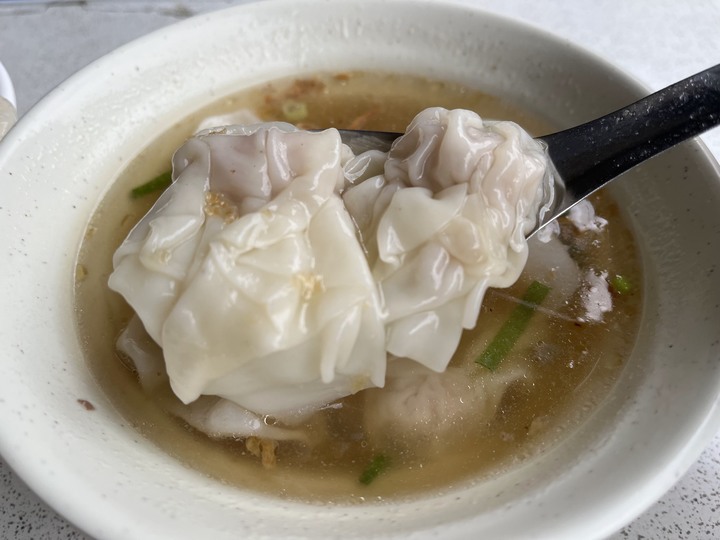 [食記] 藍居古早味餛飩麵，台灣台北萬華，香滑皮薄的可口餛飩