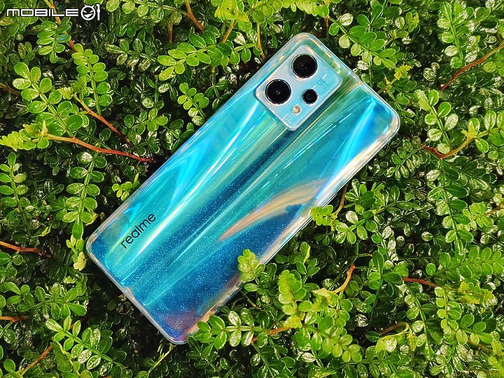 「 開箱 」realme 9 Pro+深度開箱實測 - 中階手機的爆發，功能全面隨手就好拍