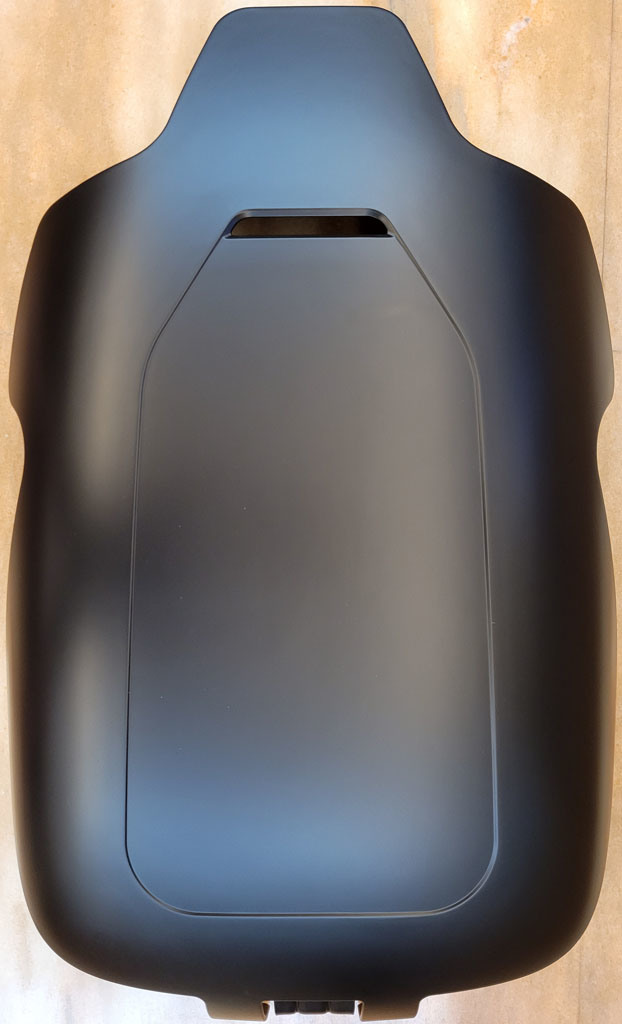 Thermaltake幻銀ARGENT E700真皮電競椅(風暴黑)開箱
