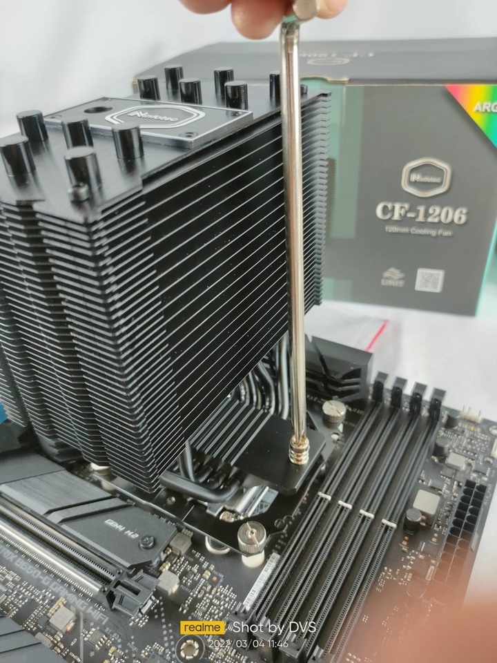 英富達 CPU 散熱器開箱 不專業 業配文 INCF-CF-1206ARGB