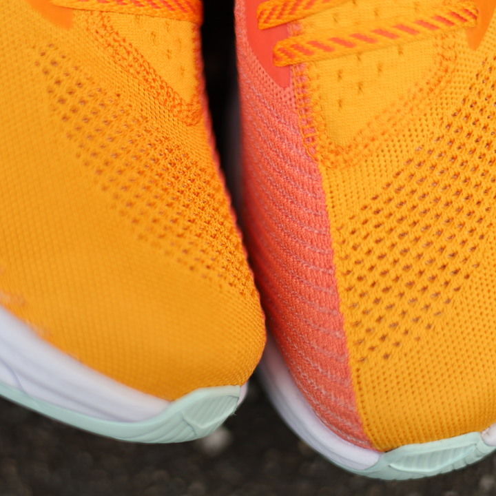 淺談開箱:頂級跑鞋 - HOKA Carbon X 3