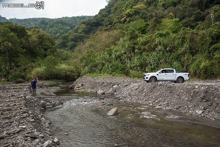 先苦後甘的野溪溫泉泡湯之旅 Feat. Ford Ranger運動型!