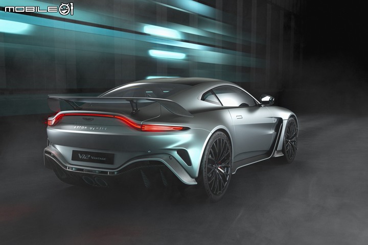 【海外新訊】Aston Martin正式發表「V12 Vantage」，全球限量333台已全數售罄！