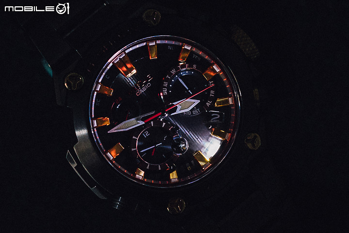 G-SHOCK「赤備」MRG-B2000B-1A4|賦予武士精神 成就品牌層峰!