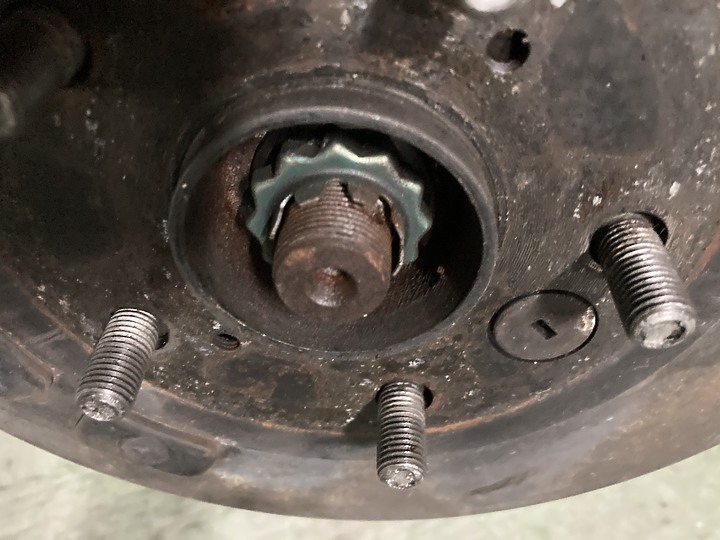 教學文:第一代RAV4 後傳動軸防塵套更換