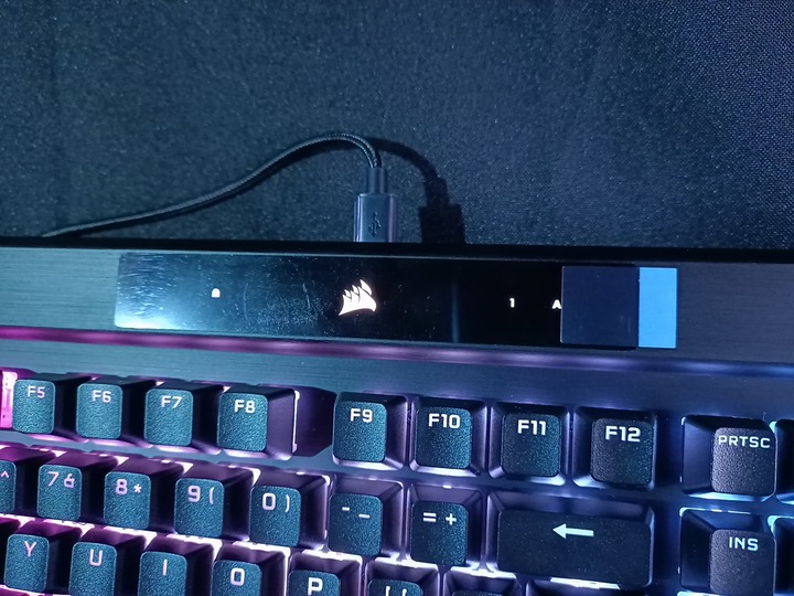 這就是傳說中的大秘寶!? Corsair K70 RGB PRO 紅軸版 開箱