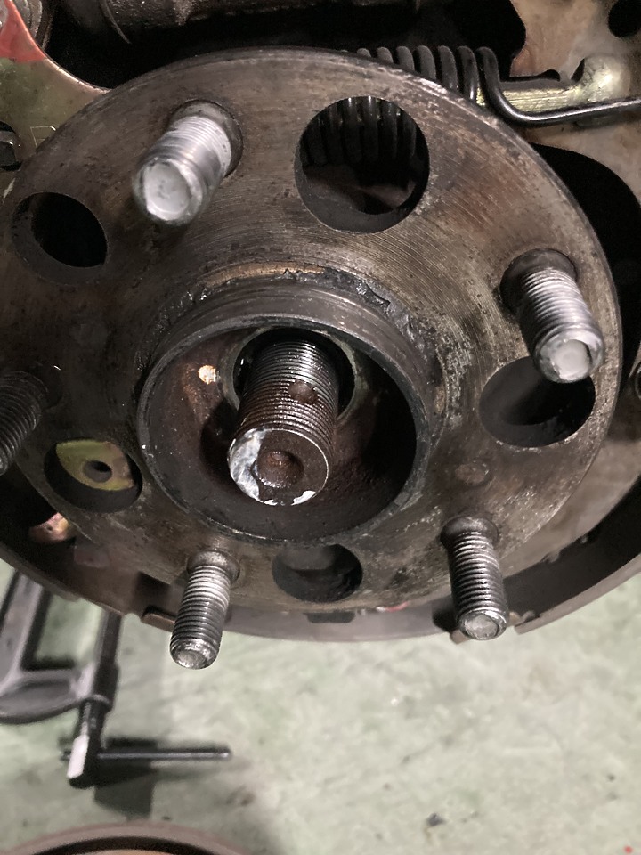 教學文:第一代RAV4 後傳動軸防塵套更換