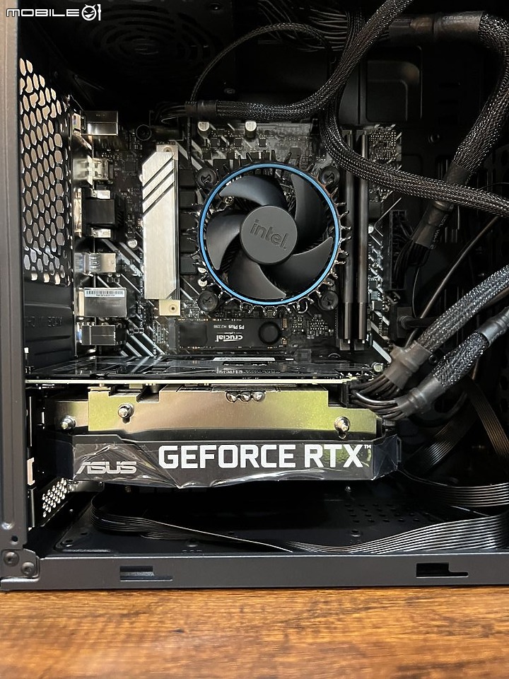 迷你小巧緊湊型 Phoenix RTX 3050 8GB 開箱