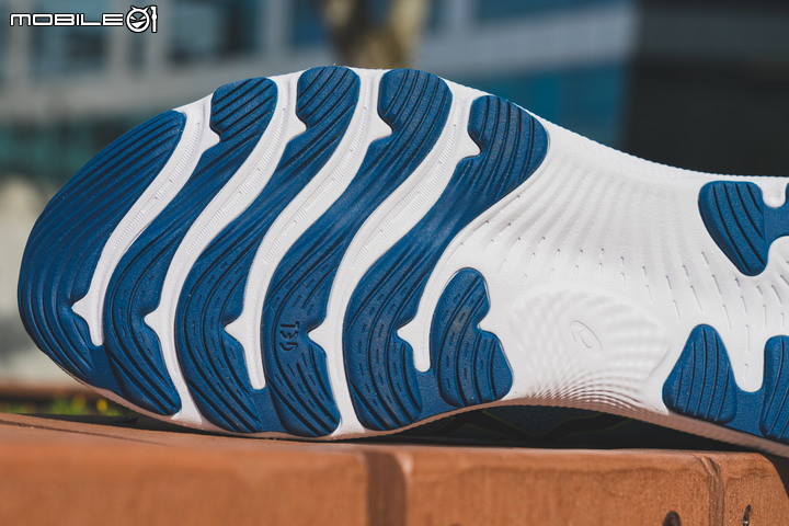 ASICS GEL-NIMBUS 24 評測報告｜緩震回彈的奧義！