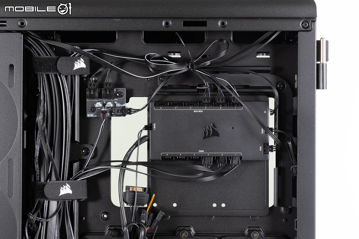 CORSAIR iCUE 5000T RGB 機殼開箱實裝 以滿滿燈效設計打造個人絢爛風格