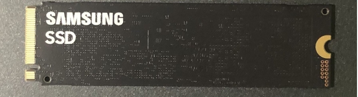 【開箱】生而不同的天選三 2022 ASUS TUF Gaming F15魔幻青開箱
