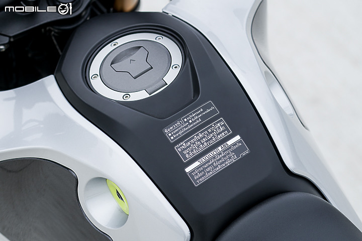 HONDA MSX-GROM 125 試駕｜多一檔更順暢 模組化車殼更好改