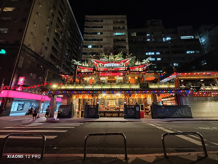 小米12 Pro上手：重點測試萬物追焦、溫度散熱、夜間拍照