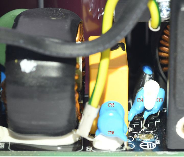 Thermaltake TOUGHPOWER TF1 1550W鈦金全模組化電源開箱