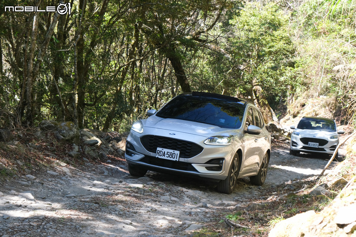 野營、登山、開車越野同時滿足!與Ford Kuga EcoBoost 250 ST-Line一同探索郡大林道