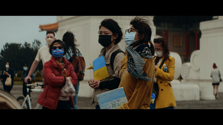 [ 影片記錄分享] 聲援烏克蘭🇺🇦集會. 使用 Panasonic S1 + 轉接式 2倍 變形鏡頭