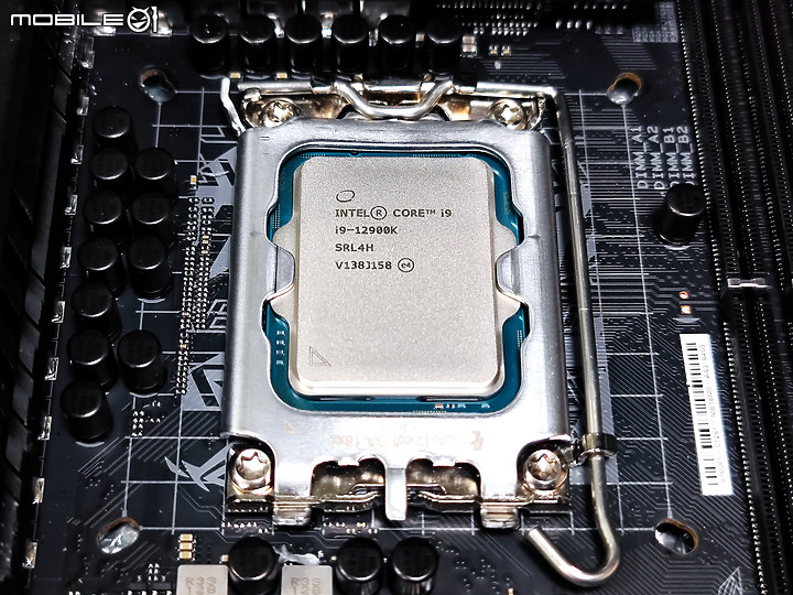 Kingston KC3000 PCI-E Gen4x4 M.2 開箱簡測,以及DIY ARGB光害改造
