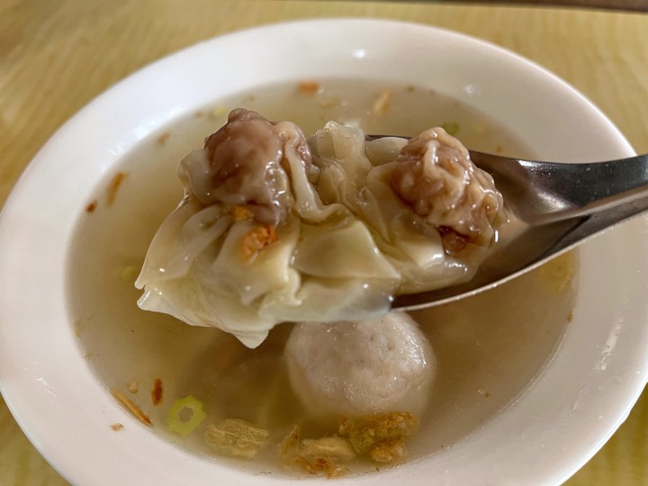 [食記] 麵店羅莊仔，台灣宜蘭羅東，簡單樸實卻美味的平價乾麵及餛飩湯！