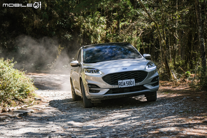 野營、登山、開車越野同時滿足!與Ford Kuga EcoBoost 250 ST-Line一同探索郡大林道