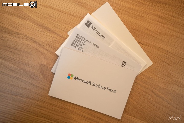 [開箱]Microsoft Surface Pro8 石墨黑