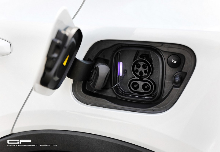--雷神之錘-- Volvo XC40 Recharge P8 AWD 細膩質感 純電序章