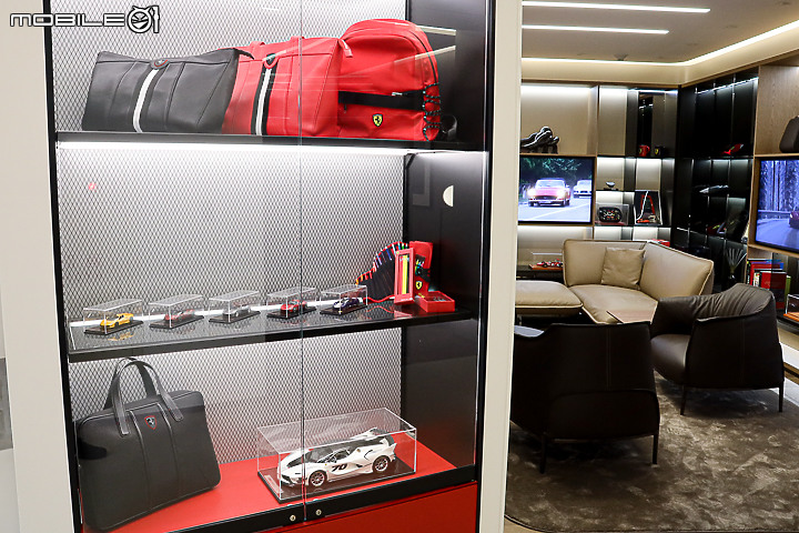 【採訪】Ferrari 全新台北旗艦展示中心重新開幕,同步舉辦 296 GTB、SF90 Stradale 油電超跑鑑賞會!