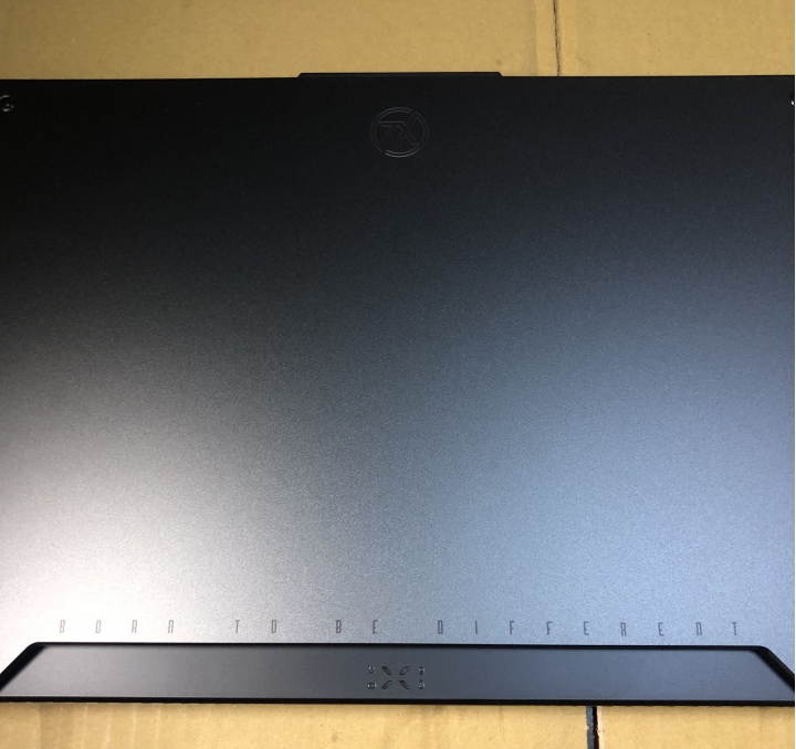 【開箱】生而不同的天選三 2022 ASUS TUF Gaming F15魔幻青開箱