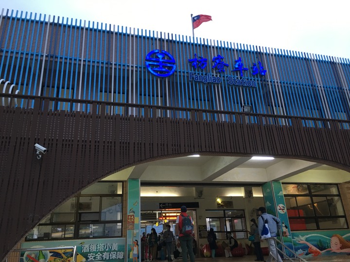 藍皮解憂號觀光列車(台東-枋寮)騎遊金崙