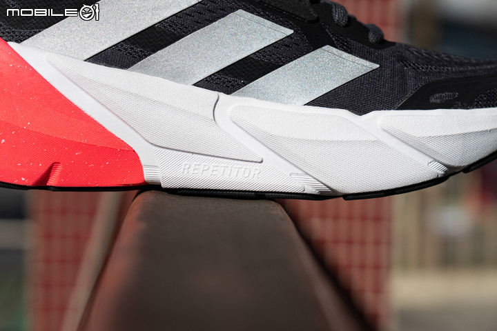 adidas Adistar 跑鞋開箱分享|長距離訓練的專用戰靴!