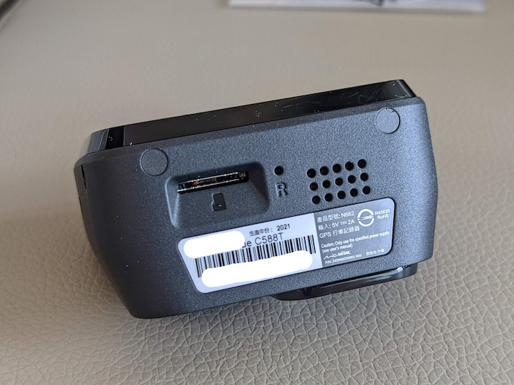 開箱-入門雙鏡頭 Mio C588T 行車記錄器