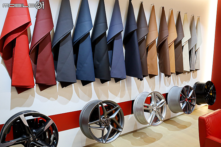 【採訪】Ferrari 全新台北旗艦展示中心重新開幕,同步舉辦 296 GTB、SF90 Stradale 油電超跑鑑賞會!