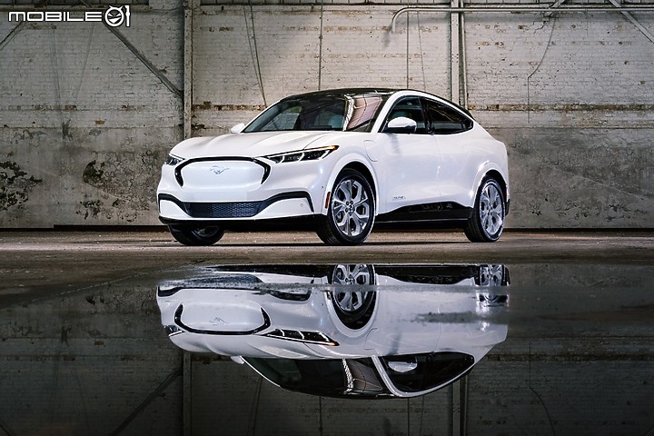 【海外新訊】女生都愛Peugeot 308？2022女性年度風雲車冠軍出爐