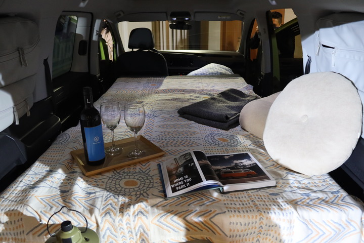 【採訪】福斯商旅 Caddy California 確定明年上市，另為 Caravelle 推出「VanLife Box 好野露營組」變身露營車！