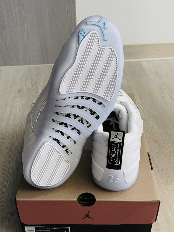 分享 air jordan 12 playoff
