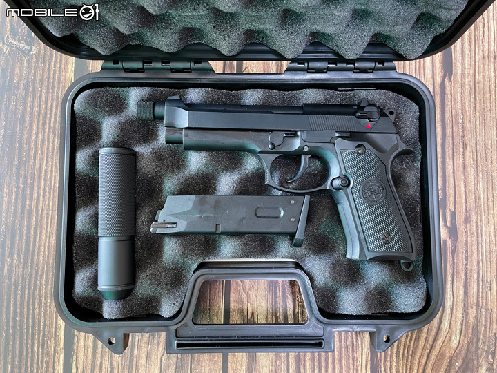 我的 M9 小小開箱 GBB Airsoft