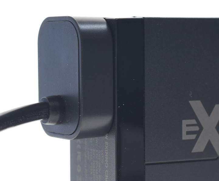 EGO 120W EXINNO即時顯示六埠快速充電器簡測