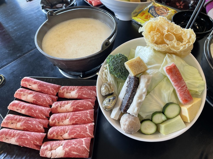 愛醬採～原來新社除了香菇之外，還可以採草莓！？